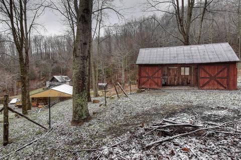 327 Falls Road Hampton Tn 37658, Hampton, TN 37658 photo 37