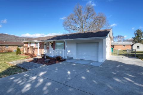 813 9th Street Erwin Tn 37650, Erwin, TN 37650 photo 4