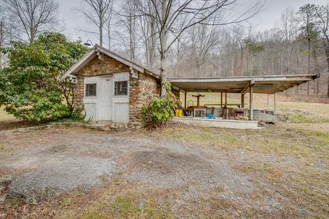 2005 Masters Lane Erwin Tn 37650, Erwin, TN 37650 photo 24