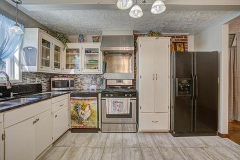 274 Escape Mountain Road Hampton Tn 37658, Hampton, TN 37658 photo 13