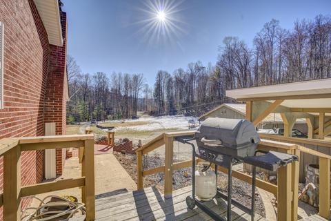 274 Escape Mountain Road Hampton Tn 37658, Hampton, TN 37658 photo 33