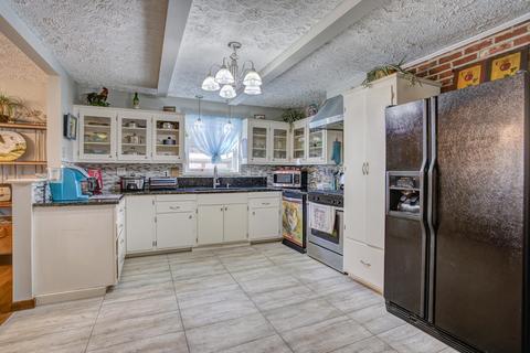 274 Escape Mountain Road Hampton Tn 37658, Hampton, TN 37658 photo 11