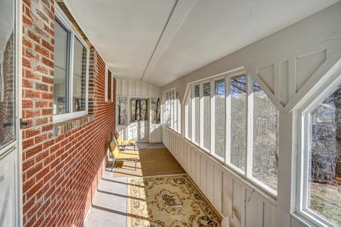 274 Escape Mountain Road Hampton Tn 37658, Hampton, TN 37658 photo 5