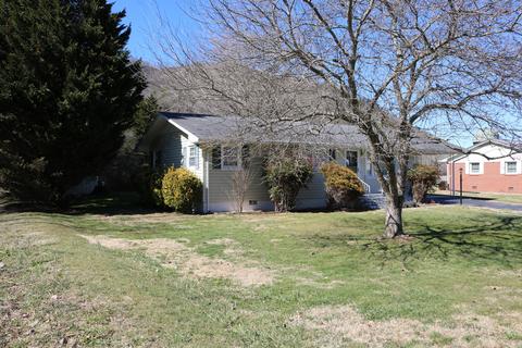 622 First Avenue Hampton Tn 37658, Hampton, TN 37658 photo 2