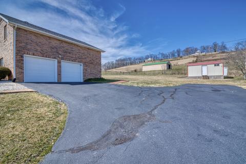 19111 Stone Mountain Road Abingdon Va 24210, Abingdon, VA 24210 photo 52