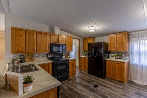 3281 Devault Bridge Road Piney Flats Tn 37686, Piney Flats, TN 37686 photo 9