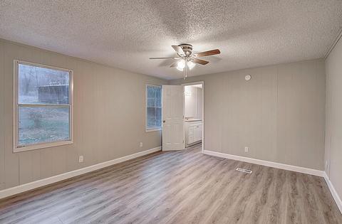 148 Greenbriar Drive Hampton Tn 37658, Hampton, TN 37658 photo 16