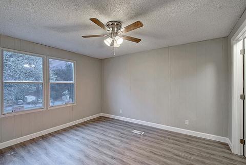 148 Greenbriar Drive Hampton Tn 37658, Hampton, TN 37658 photo 21