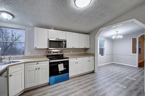 148 Greenbriar Drive Hampton Tn 37658, Hampton, TN 37658 photo 13