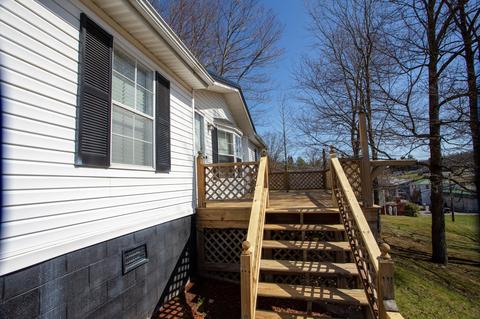 709 NW Mullins Street Wise Va 24293, Wise, VA 24293 photo 2