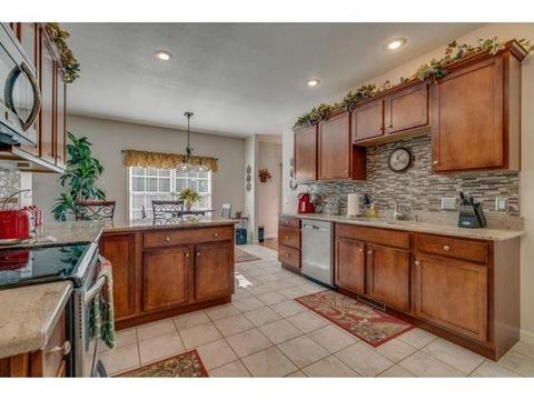 210 Walker Street Gray Tn 37615, Gray, TN 37615 photo 2