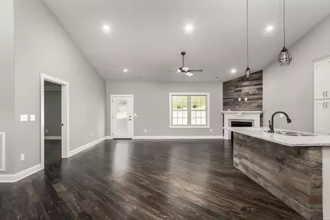 210 Harps Lane - Gray Tn 37615, Gray, TN 37615 photo 6