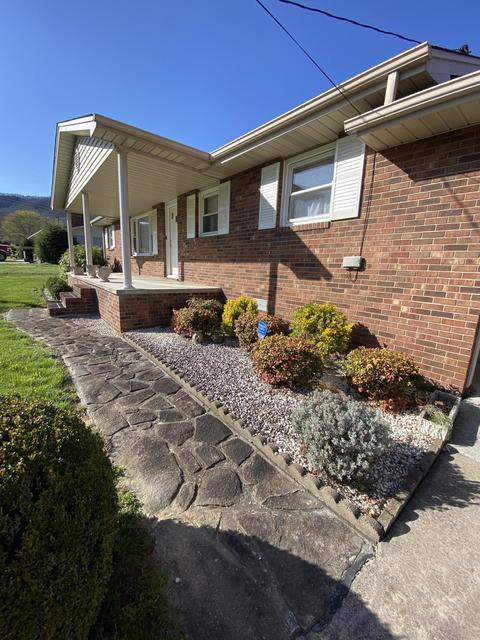 111 Tilson Avenue Hampton Tn 37658, Hampton, TN 37658 photo 3