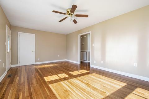 391 Oak Grove Road Gray Tn 37615, Gray, TN 37615 photo 2