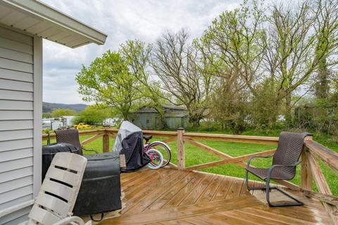 114 Division Street Erwin Tn 37650, Erwin, TN 37650 photo 17