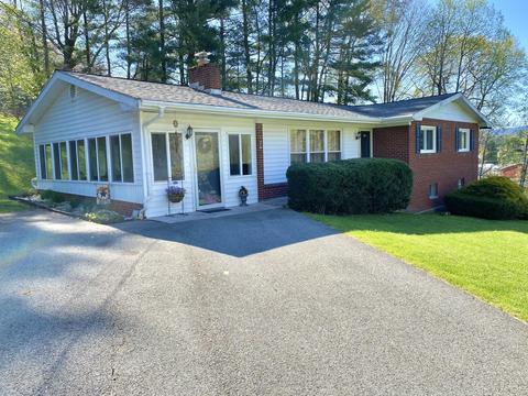 124 Dotson Avenue Wise Va 24293, Wise, VA 24293 photo 3