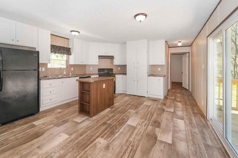 420 Tilson Mountain Road Erwin Tn 37650, Erwin, TN 37650 photo 4
