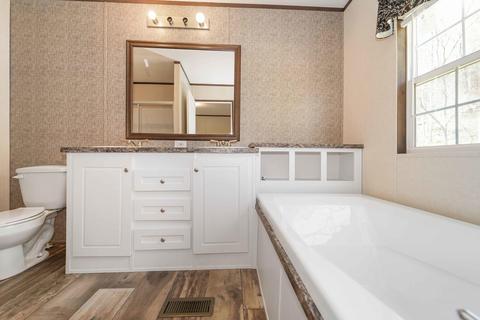 420 Tilson Mountain Road Erwin Tn 37650, Erwin, TN 37650 photo 8