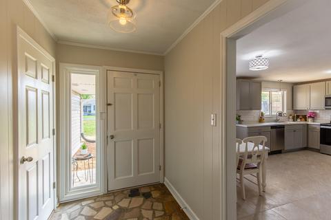 333 Ann Street Bristol Tn 37620, Bristol, TN 37620 photo 2