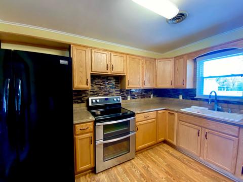 72 E Park Avenue Greeneville Tn 37745, Greeneville, TN 37745 photo 8