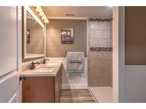 240 Elliott Avenue Erwin Tn 37650, Erwin, TN 37650 photo 17
