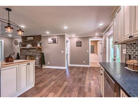 240 Elliott Avenue Erwin Tn 37650, Erwin, TN 37650 photo 12