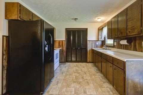 102 Mountain View Circle Hampton Tn 37658, Hampton, TN 37658 photo 8