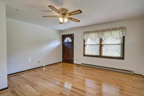 102 Mountain View Circle Hampton Tn 37658, Hampton, TN 37658 photo 5
