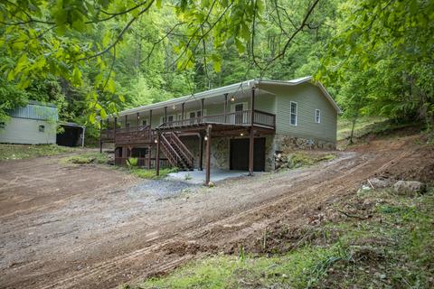 200 Whispering Wind Road Erwin Tn 37650, Erwin, TN 37650 photo 2