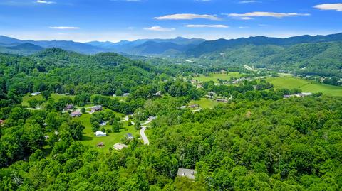 109 Cherokee Circle Erwin Tn 37650, Erwin, TN 37650 photo 4