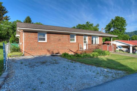 109 Madison Street Erwin Tn 37650, Erwin, TN 37650 photo 2