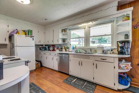 107 Iris Lane Fall Branch Tn 37656, Fall Branch, TN 37656 photo 13