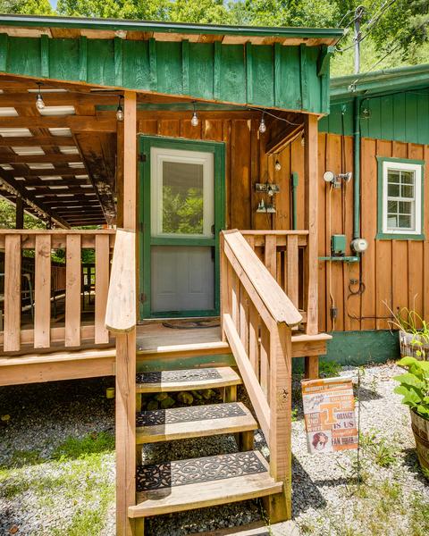 130 Cub Den Lane Hampton Tn 37658, Hampton, TN 37658 photo 4