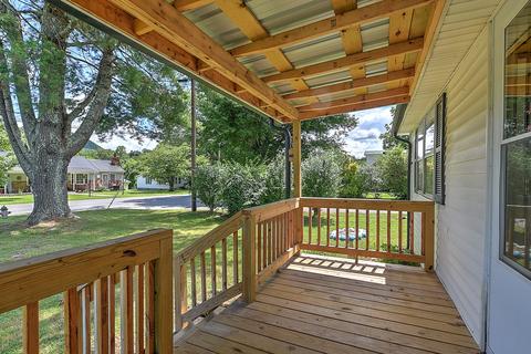 175 Bumpus Cove Road Erwin Tn 37650, Erwin, TN 37650 photo 3