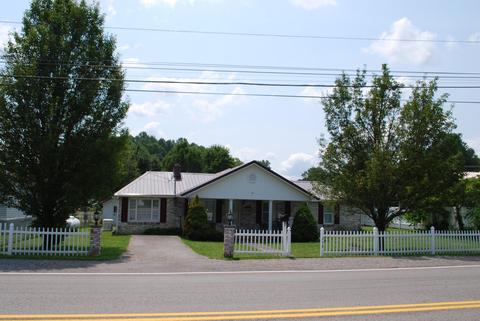 208 NE Park Avenue Wise Va 24293, Wise, VA 24293 photo 3