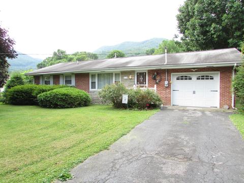 612 Crook Street Hampton Tn 37658, Hampton, TN 37658 photo 3