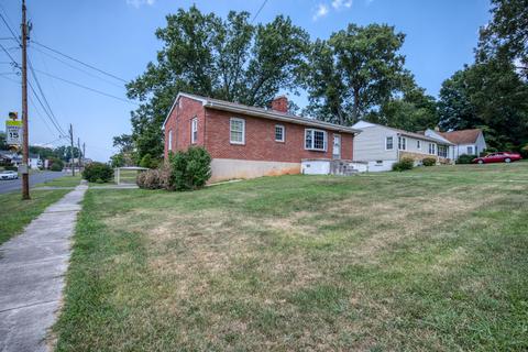 401 Maple Street Bristol Tn 37620, Bristol, TN 37620 photo 2