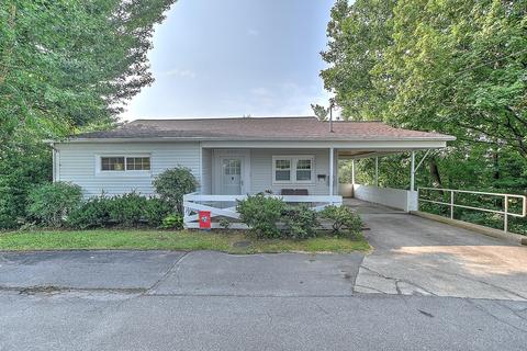 216 Circle Dr, Greeneville, TN 37745 photo 1