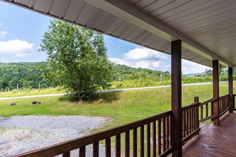 245 Whittemore Road Hampton Tn 37658, Hampton, TN 37658 photo 7