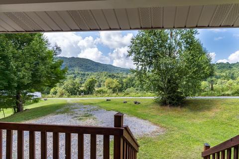 245 Whittemore Road Hampton Tn 37658, Hampton, TN 37658 photo 8