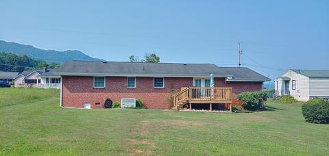 131 Sawmill Road Hampton Tn 37658, Hampton, TN 37658 photo 2