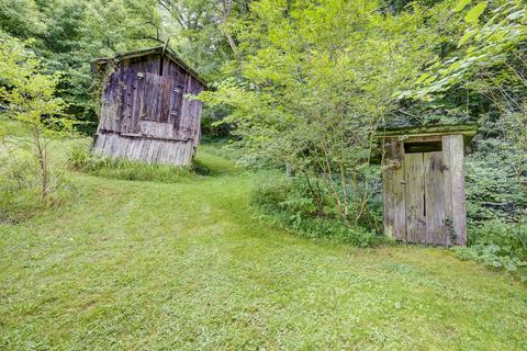 1043 Simerly Creek Road Hampton Tn 37658, Hampton, TN 37658 photo 18