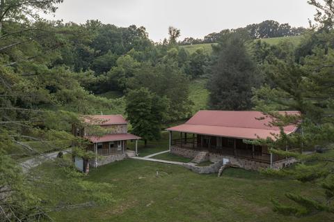 932 Castene Rd Ewing Va 24248, Ewing, VA 24248 photo 2