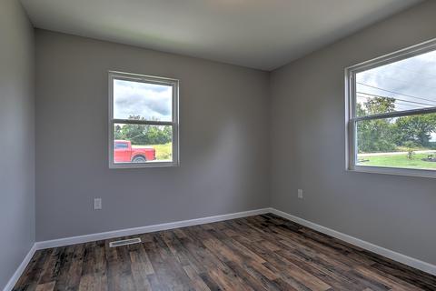 215 Arrowhead Loop Midway Tn 37809, Midway, TN 37809 photo 18