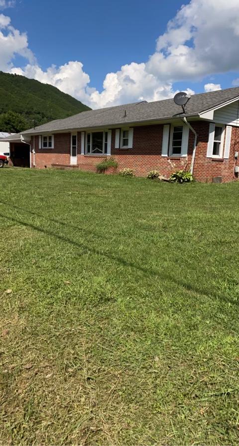 209 Second Avenue Hampton Tn 37658, Hampton, TN 37658 photo 4