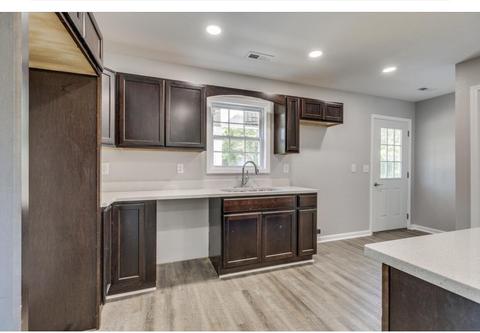 112 Division Street Erwin Tn 37650, Erwin, TN 37650 photo 4