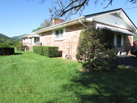 5208 Highway 19-e Hampton Tn 37658, Hampton, TN 37658 photo 7