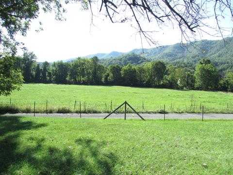 5208 Highway 19-e Hampton Tn 37658, Hampton, TN 37658 photo 6