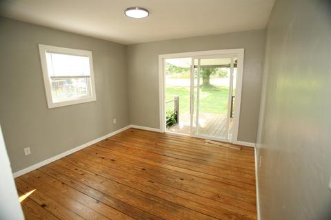 119 Rex Road Bristol Tn 37620, Bristol, TN 37620 photo 2