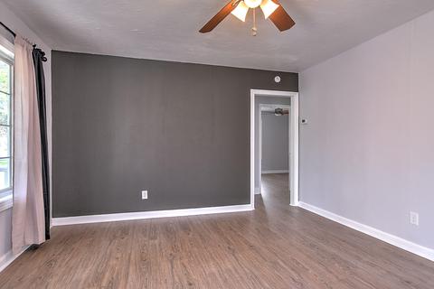 317 Douglas Street Bristol Va 24201, Bristol, VA 24201 photo 4